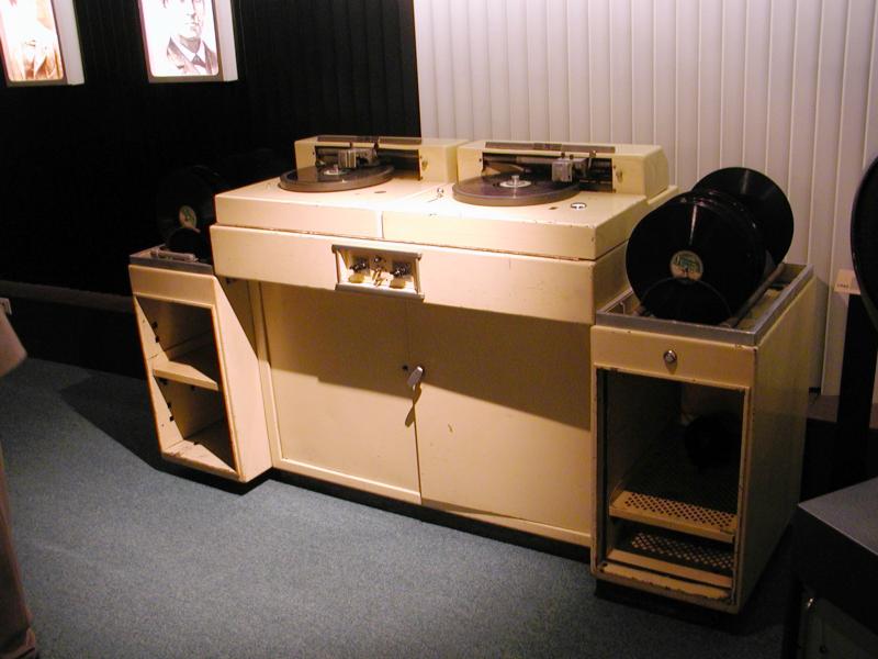 JPEG image - p053/jpeg ...